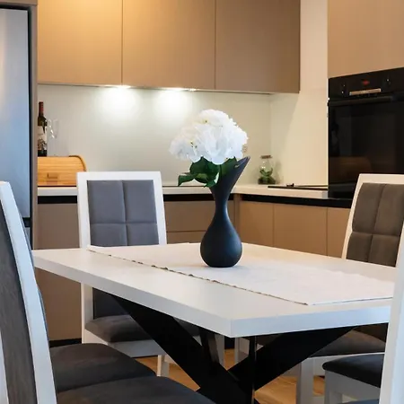 Summer Apartamento Trogir